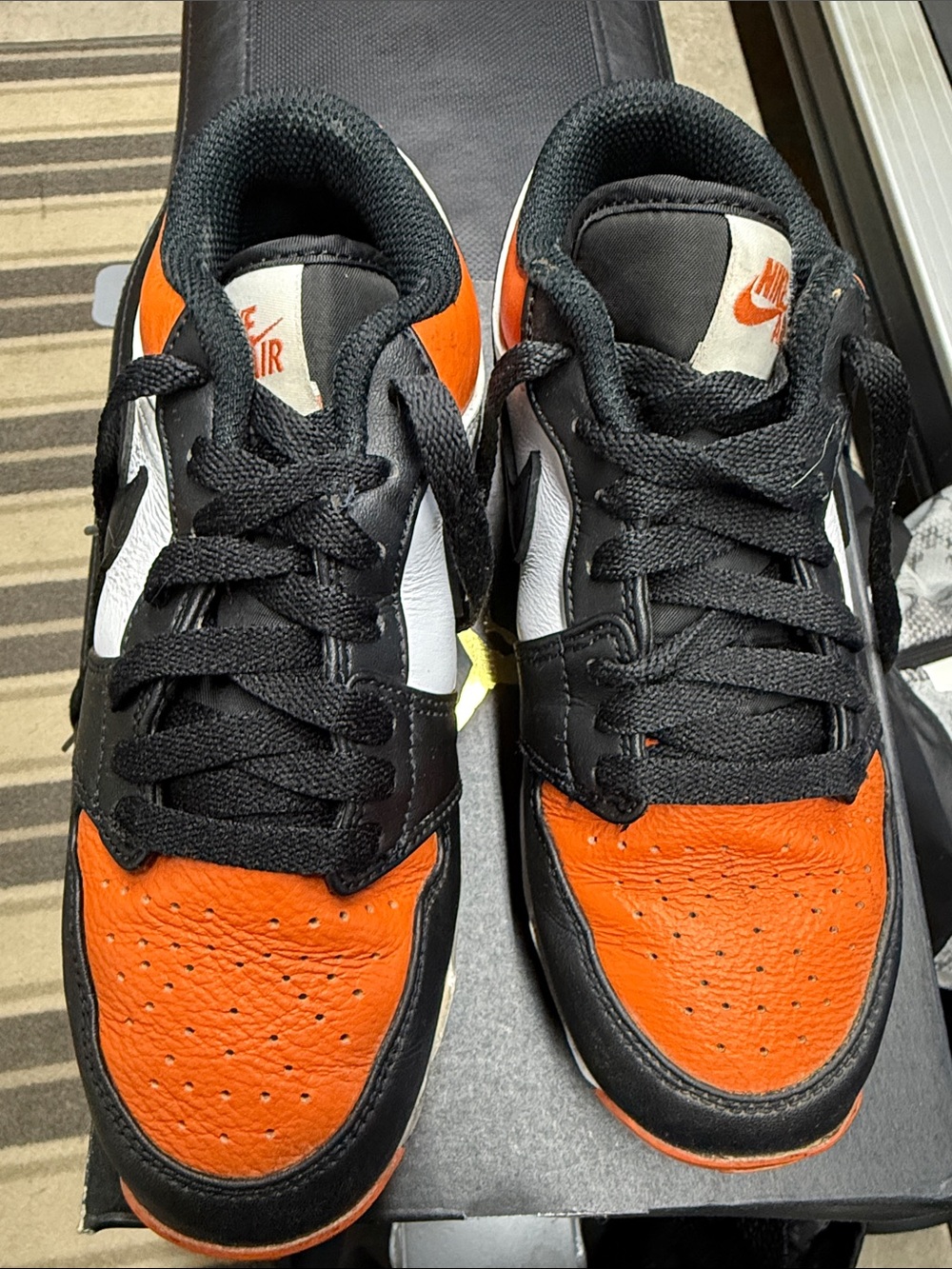 Nike Kids Orange Black White Football Cleats - Picture 2 of 6
